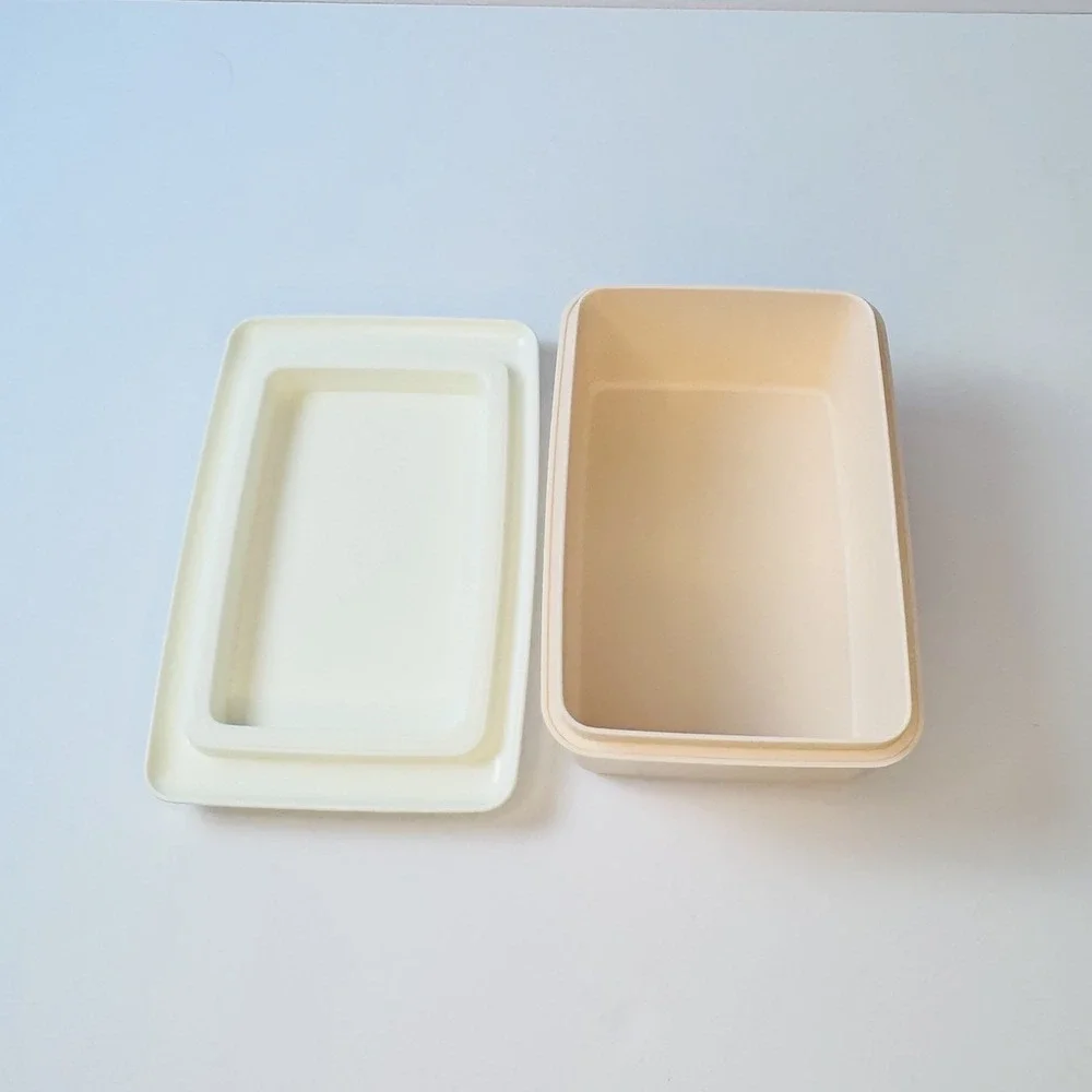 Tupperware Food Saver Rectangle Blush W Cream Lid 780-5‎ & 781-6